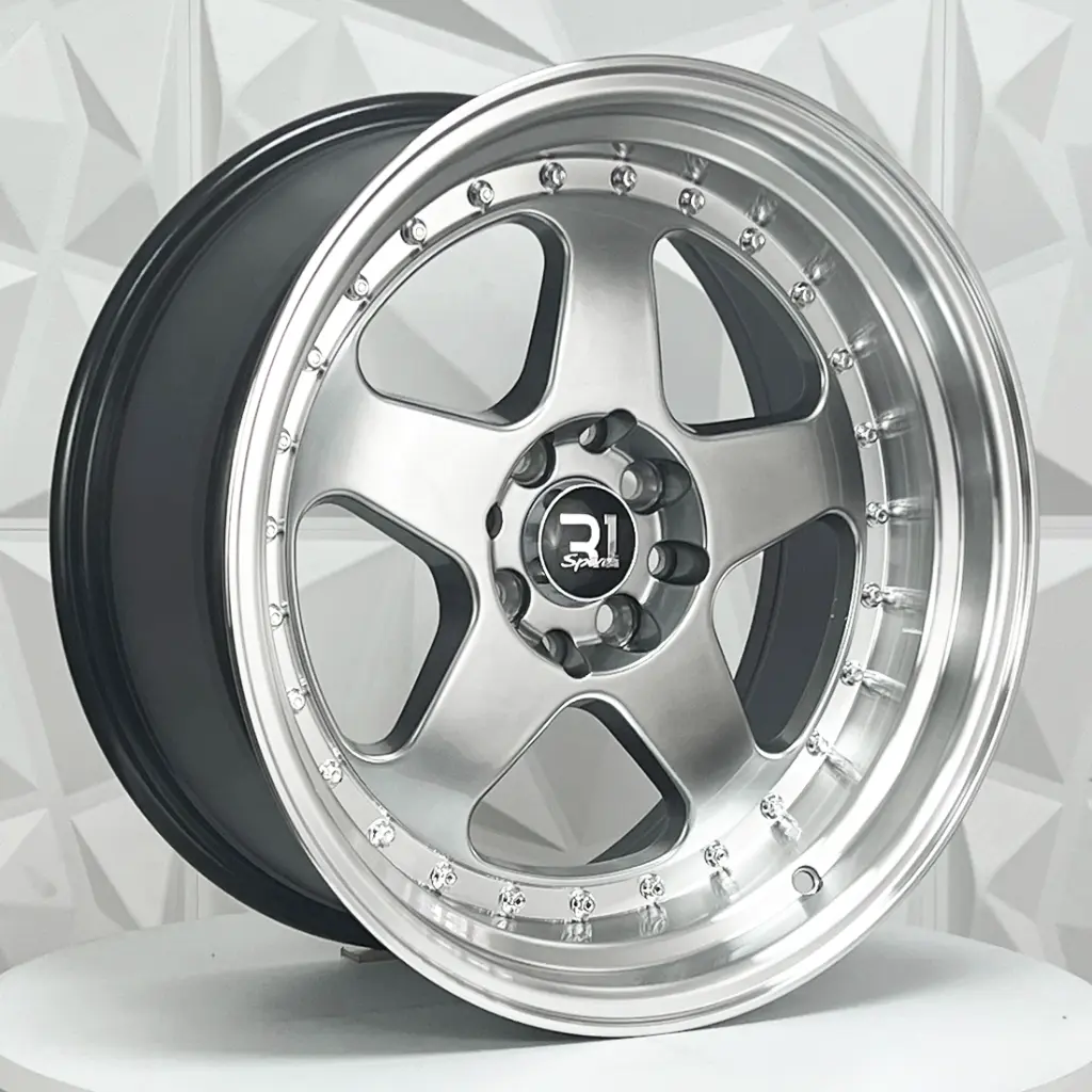 L1569 HB ML ChromeR 01.webp