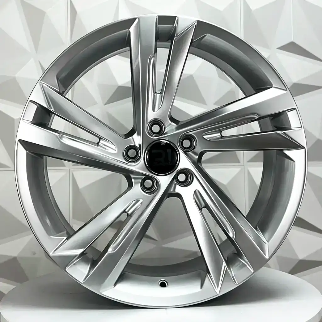 RIN 18X8 5-112 R1 SPORT 5891 HYPER SILVER ET42 CB57.1